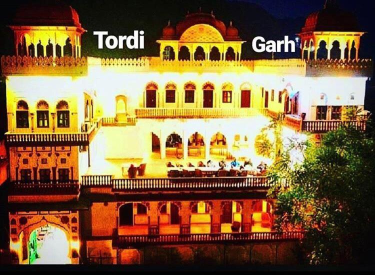Malpura  Tordi Garh酒店 外观 照片
